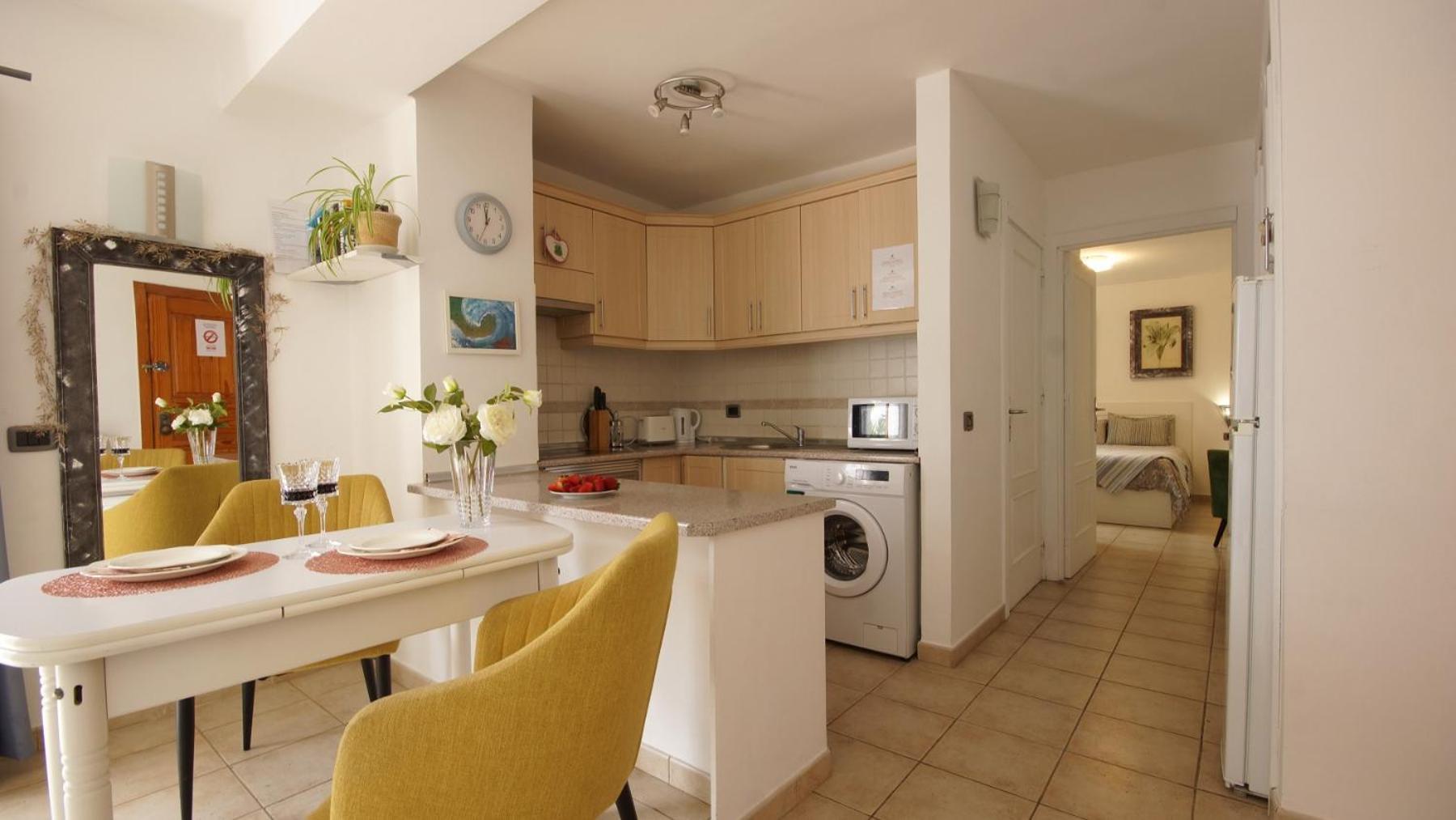 Apartamento Familiar Con Piscina Con Wi Fi En Los Cristianos Los Cristianos  Eksteriør billede