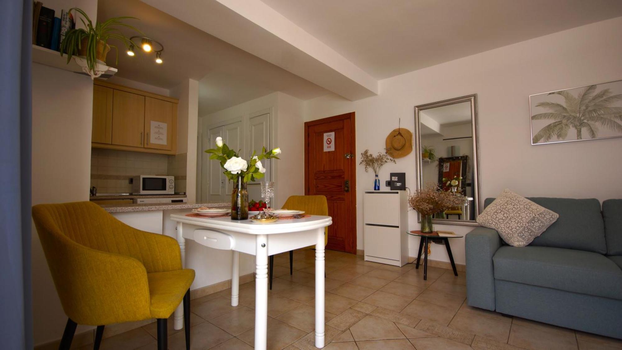 Apartamento Familiar Con Piscina Con Wi Fi En Los Cristianos Los Cristianos  Eksteriør billede