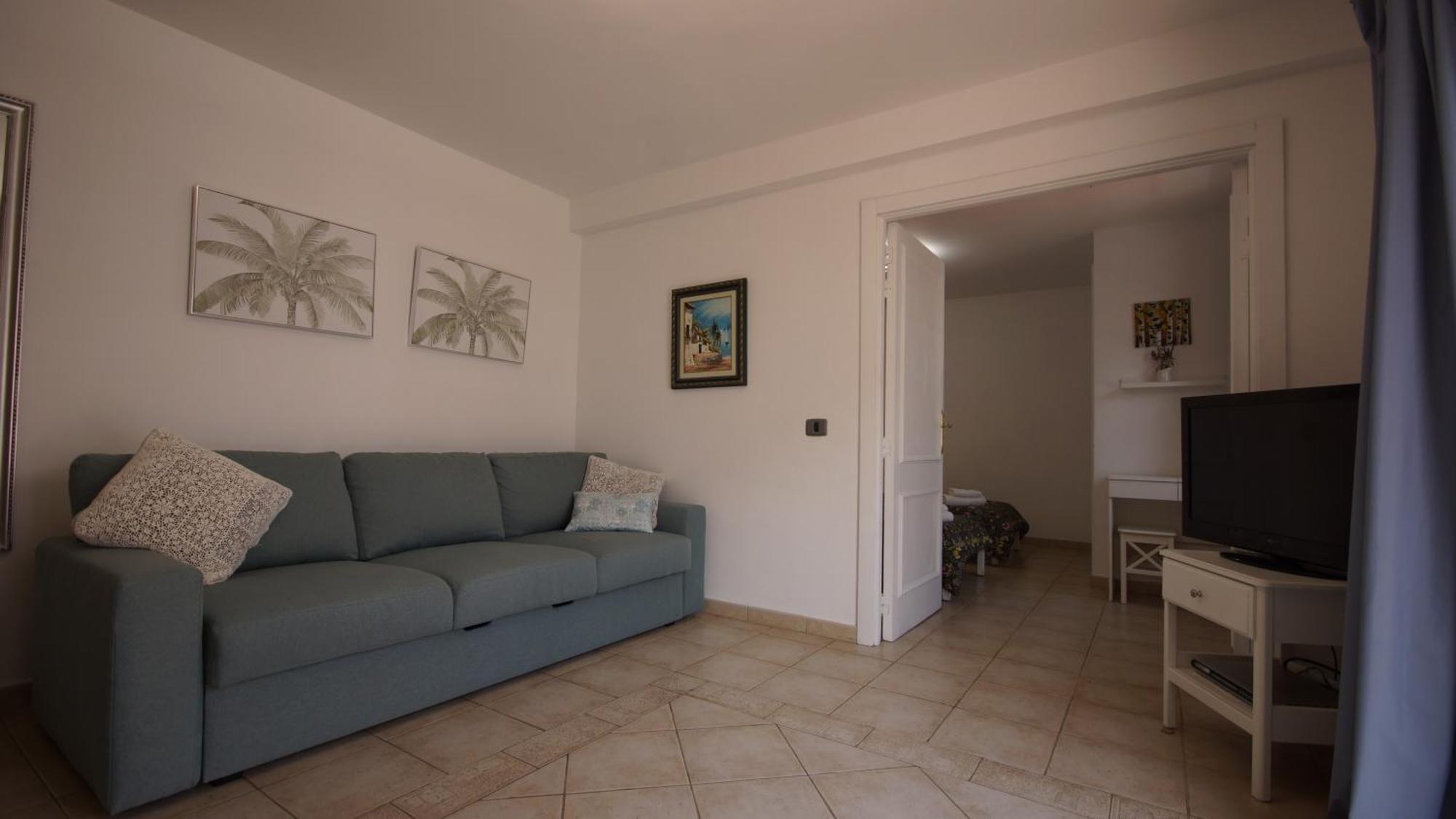Apartamento Familiar Con Piscina Con Wi Fi En Los Cristianos Los Cristianos  Eksteriør billede